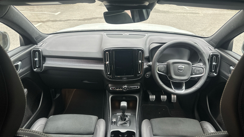 Volvo Xc40 1.5 T3 [163] R DESIGN 5dr Petrol Estate